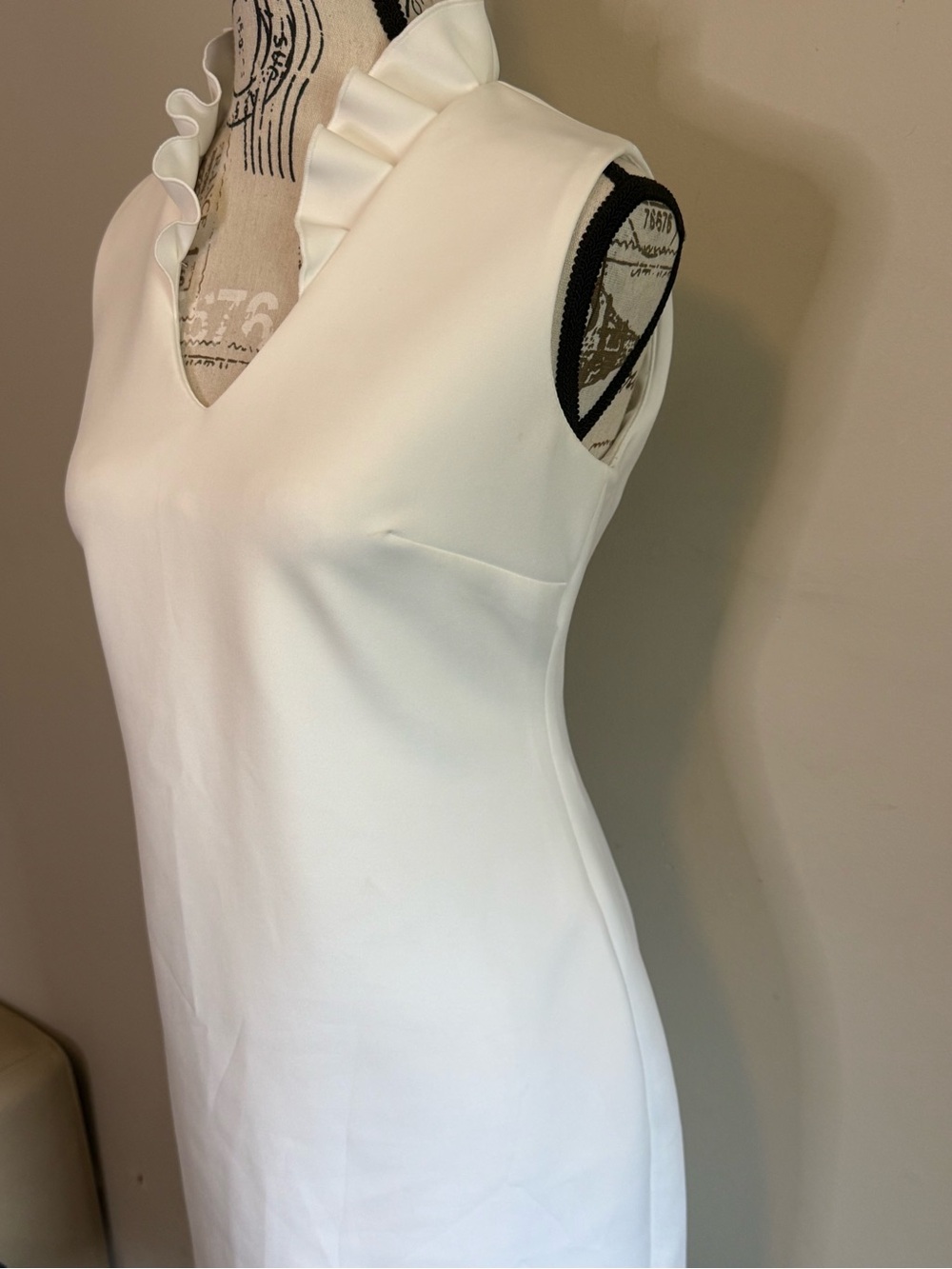 NWT - Calvin Klein Cream Sleeveless Midi Dress with Ruffle V-Neck - Size 4 - Picture 5 of 8